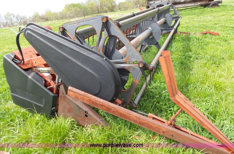 image for item L6325 1990 Case IH 1660 RWA combine