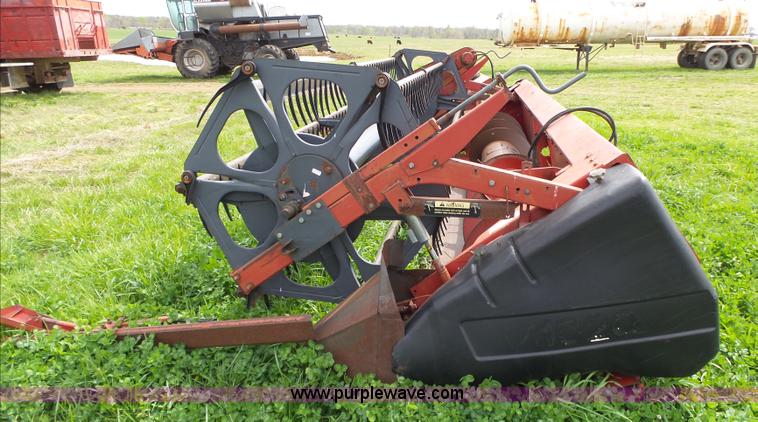 image for item L6325 1990 Case IH 1660 RWA combine