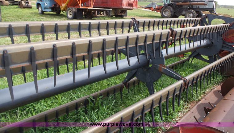 image for item L6325 1990 Case IH 1660 RWA combine