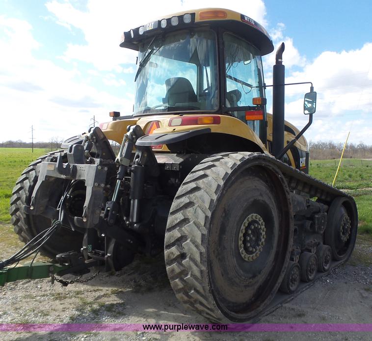 image for item L7226 2002 Challenger MT735 tractor