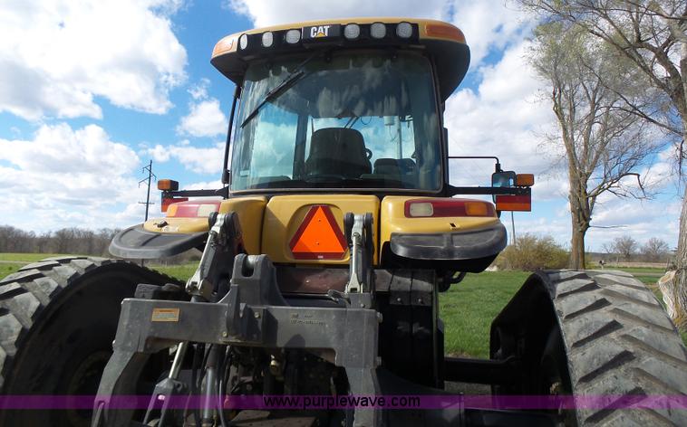 image for item L7226 2002 Challenger MT735 tractor