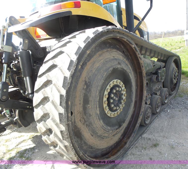 image for item L7226 2002 Challenger MT735 tractor