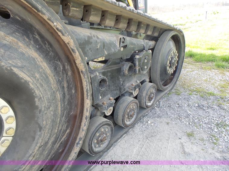 image for item L7226 2002 Challenger MT735 tractor