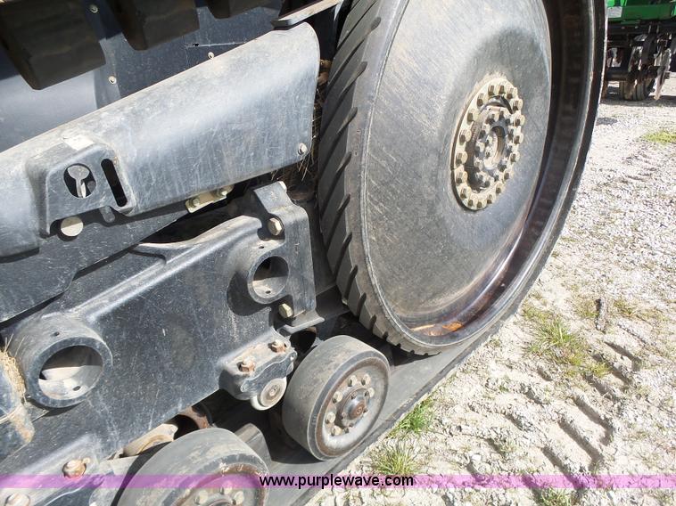 image for item L7226 2002 Challenger MT735 tractor