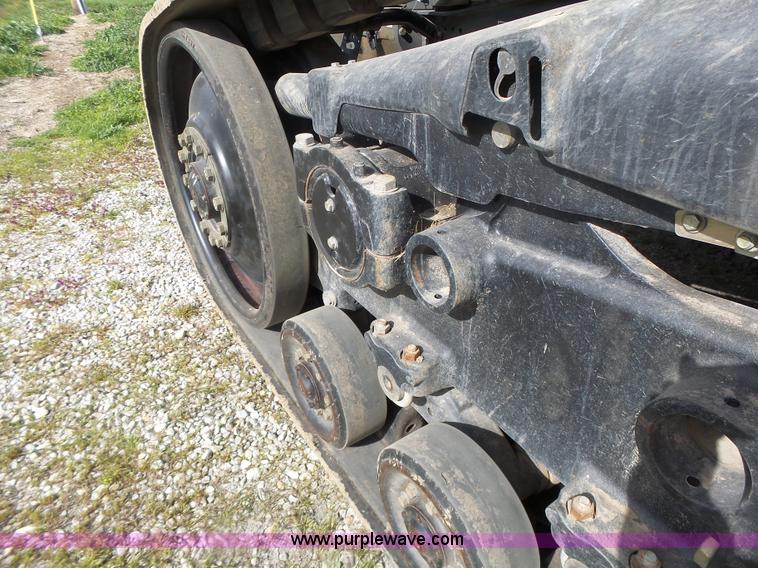 image for item L7226 2002 Challenger MT735 tractor