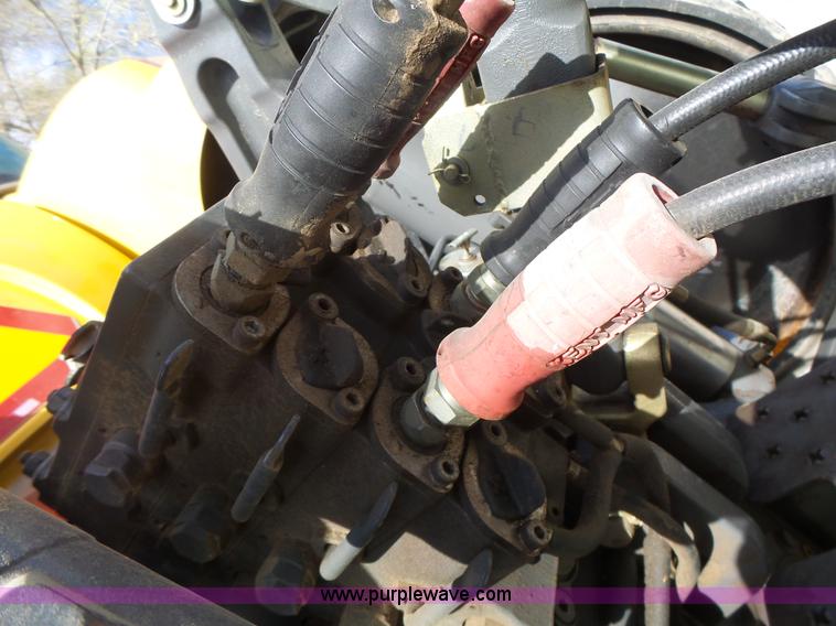 image for item L7226 2002 Challenger MT735 tractor