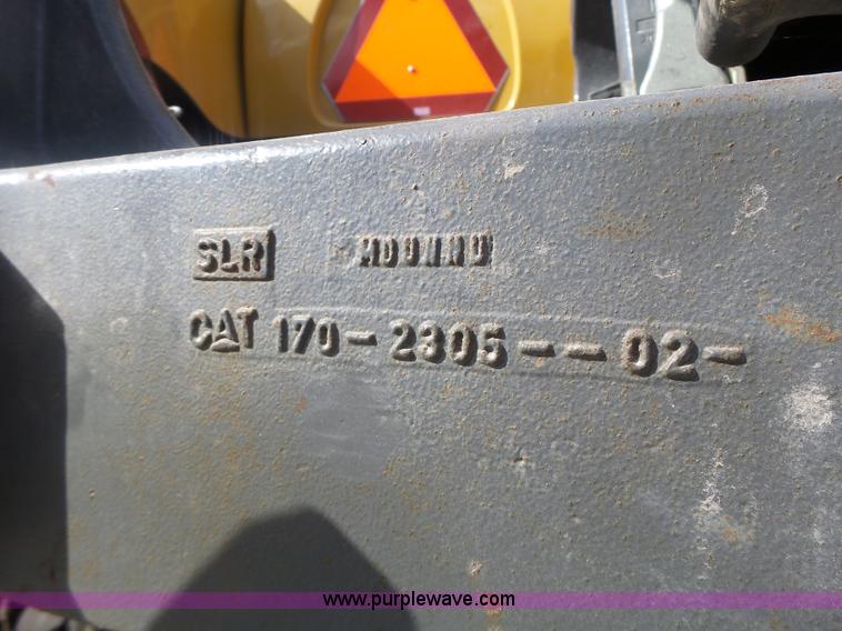 image for item L7226 2002 Challenger MT735 tractor