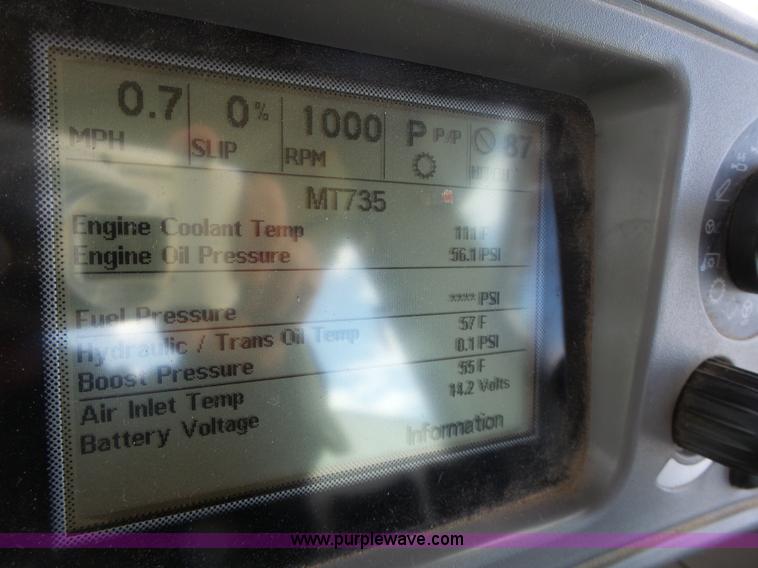 image for item L7226 2002 Challenger MT735 tractor