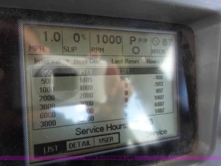 image for item L7226 2002 Challenger MT735 tractor