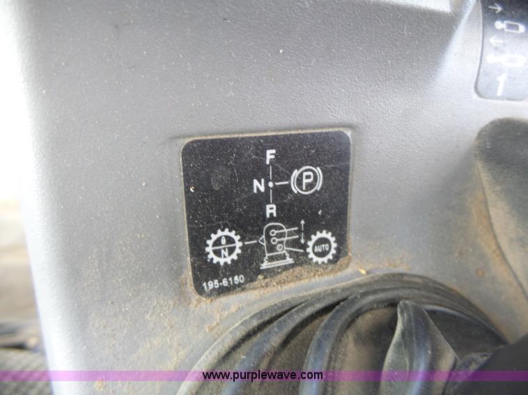 image for item L7226 2002 Challenger MT735 tractor