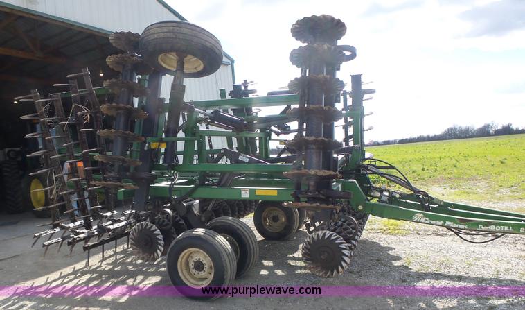 image for item L7227 Great Plains 2200TT Turbo-Till