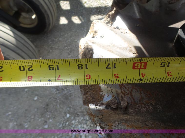 image for item L7227 Great Plains 2200TT Turbo-Till