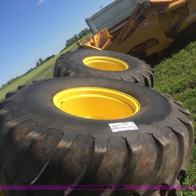 image for item L7484 (2) Firestone 900/60R32 combine tires and wheels