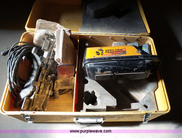 image for item AM9664 1996 Spectra Precision Dial Grade 1255 laser