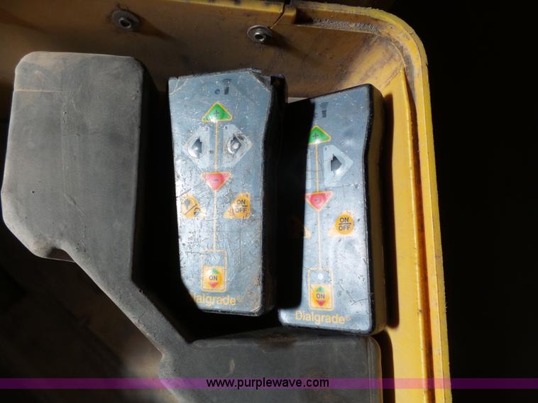 image for item AM9664 1996 Spectra Precision Dial Grade 1255 laser