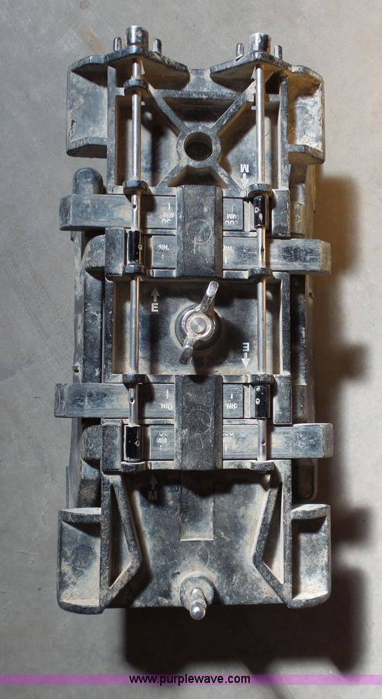 image for item AM9664 1996 Spectra Precision Dial Grade 1255 laser