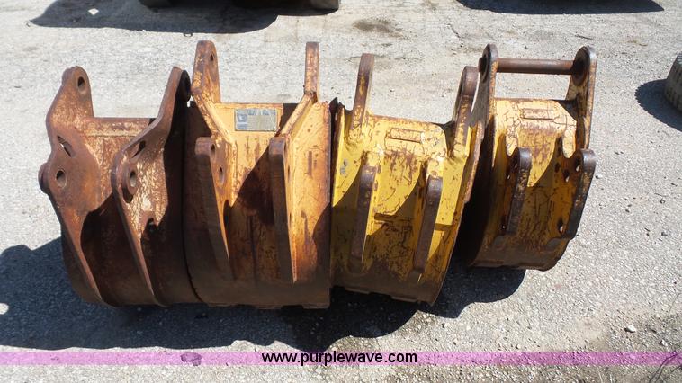 image for item BF9247 (4) backhoe buckets