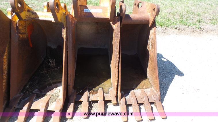 image for item BF9247 (4) backhoe buckets