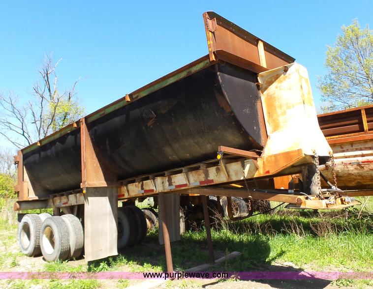 image for item BL9525 1986 Lufkin end dump trailer