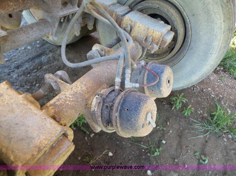 image for item BL9525 1986 Lufkin end dump trailer