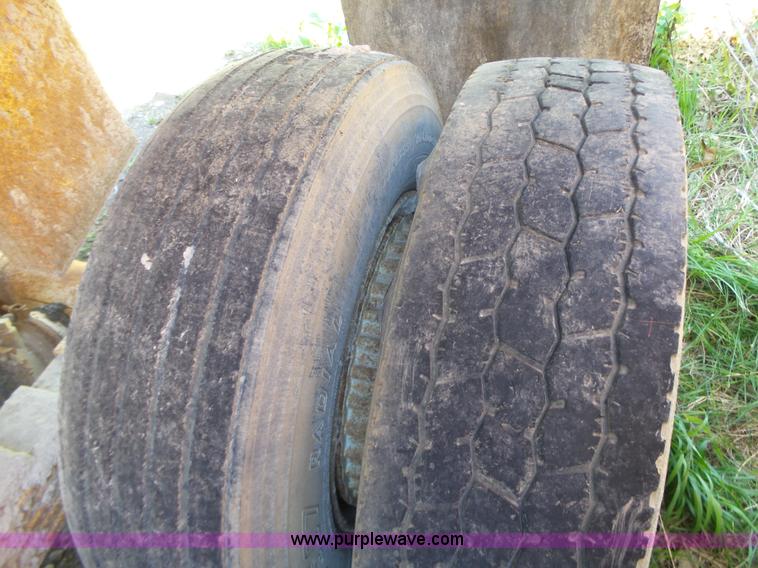 image for item BL9525 1986 Lufkin end dump trailer