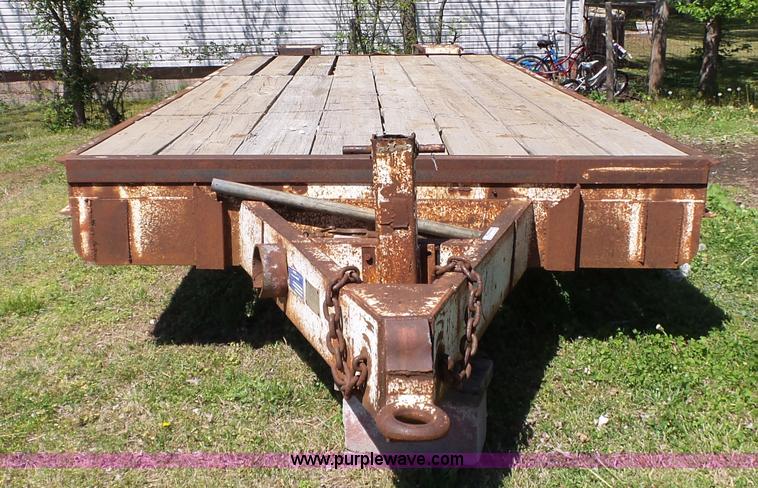 image for item BL9529 1986 Belshe T-8 equipment trailer