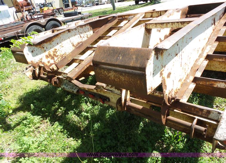 image for item BL9529 1986 Belshe T-8 equipment trailer