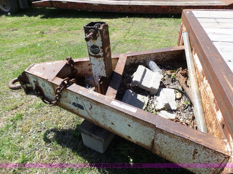 image for item BL9529 1986 Belshe T-8 equipment trailer