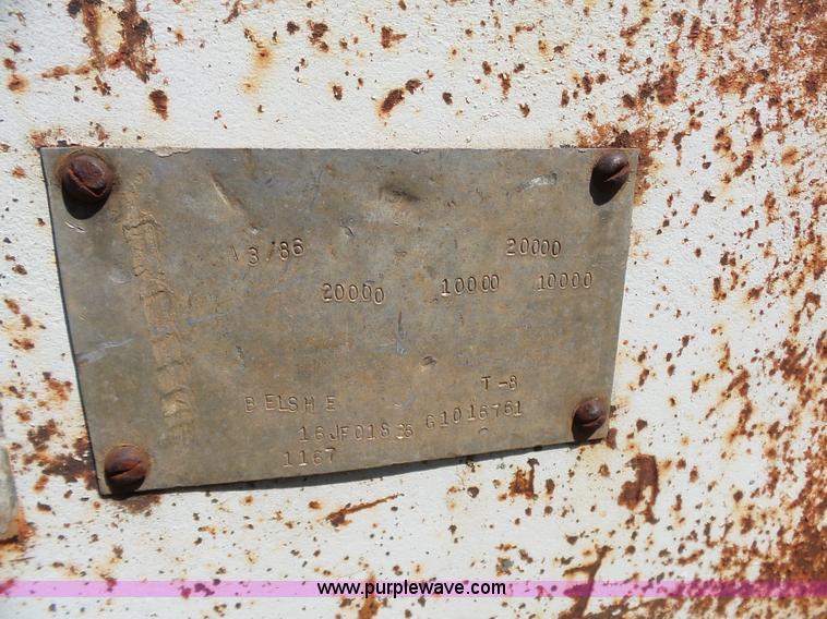 image for item BL9529 1986 Belshe T-8 equipment trailer