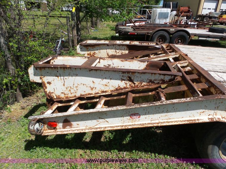 image for item BL9529 1986 Belshe T-8 equipment trailer