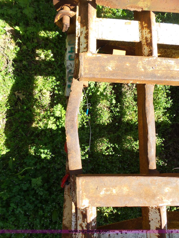 image for item BL9529 1986 Belshe T-8 equipment trailer