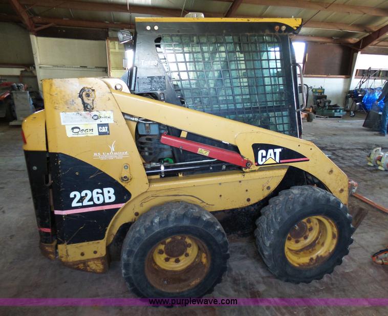 image for item BS9720 2004 Caterpillar 226B skid steer