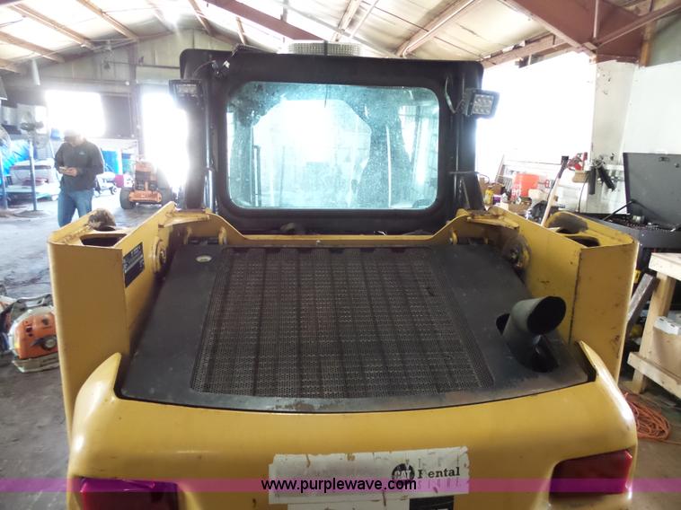 image for item BS9720 2004 Caterpillar 226B skid steer