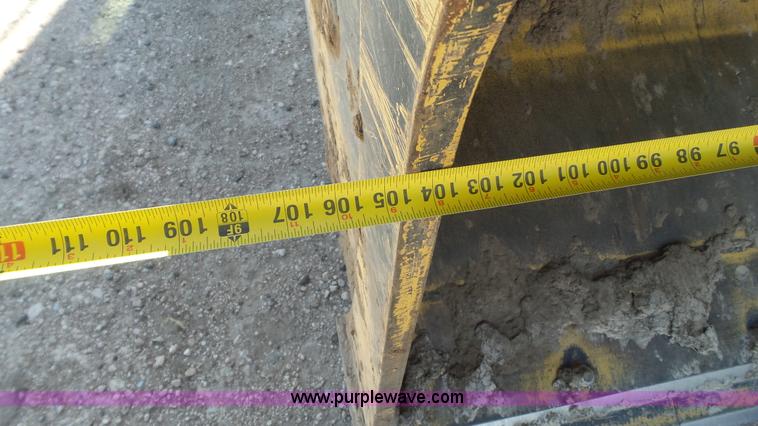 image for item BZ9072 2012 Komatsu WA200PZ-6 wheel loader