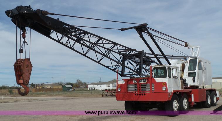image for item BZ9084 Link Belt HC-108 crane
