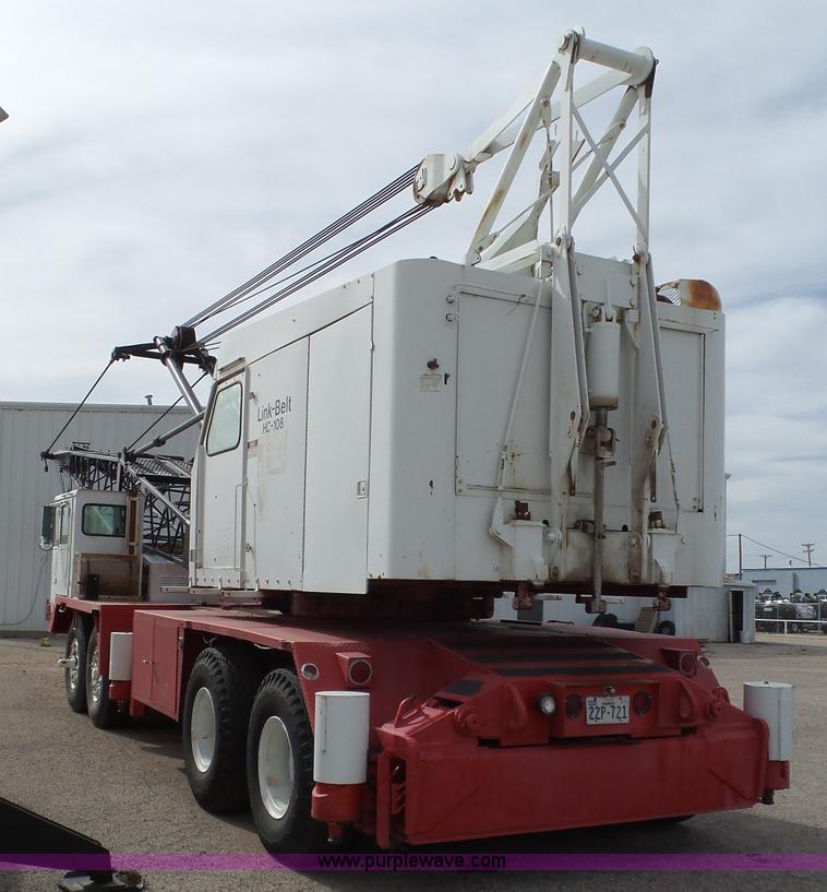 image for item BZ9084 Link Belt HC-108 crane