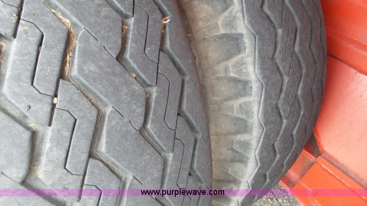 image for item BZ9084 Link Belt HC-108 crane