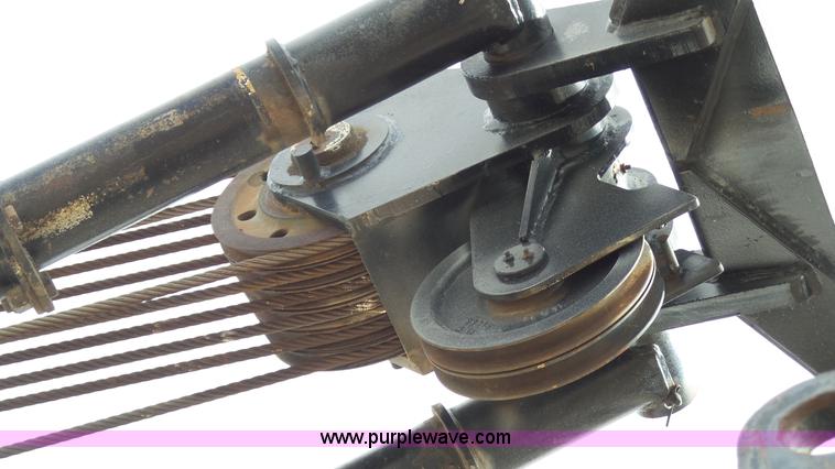 image for item BZ9084 Link Belt HC-108 crane