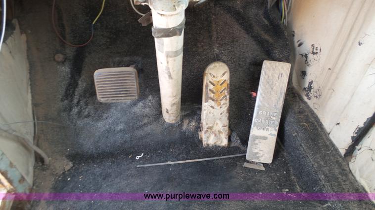 image for item BZ9084 Link Belt HC-108 crane