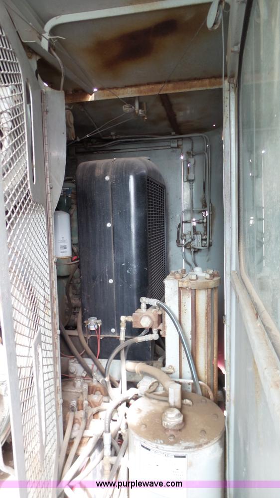 image for item BZ9084 Link Belt HC-108 crane