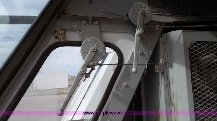 image for item BZ9084 Link Belt HC-108 crane