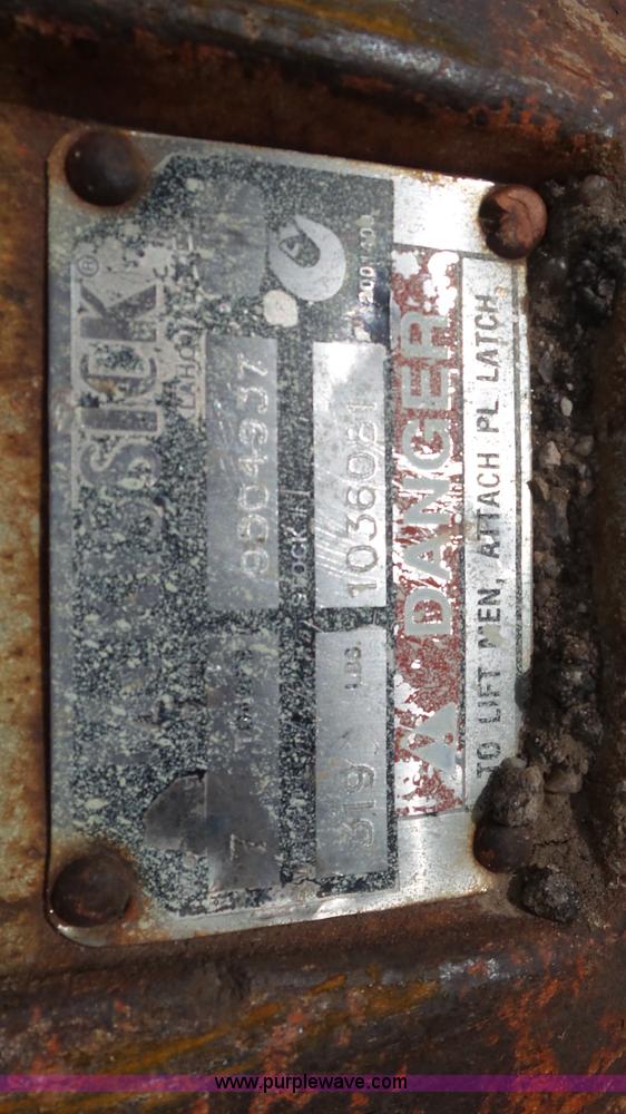 image for item BZ9084 Link Belt HC-108 crane