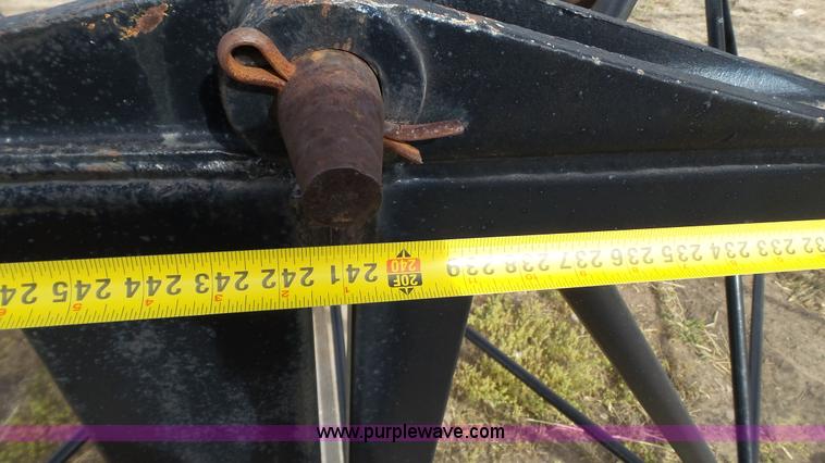 image for item BZ9084 Link Belt HC-108 crane