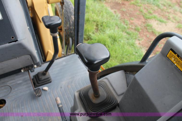 image for item BZ9087 1995 Ford 555D backhoe