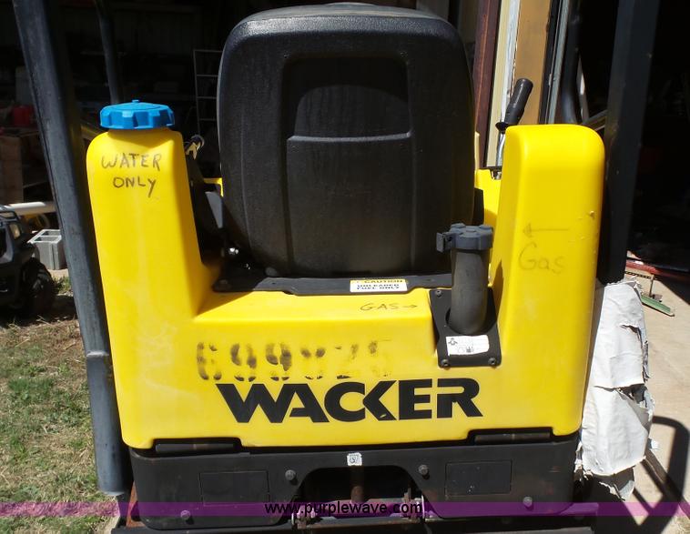 image for item BZ9093 Wacker RD12A double drum roller