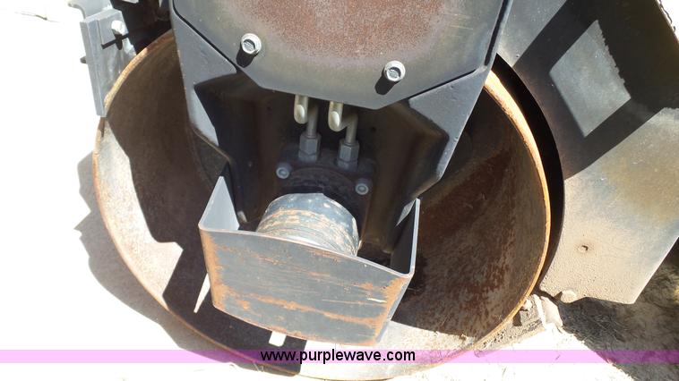 image for item BZ9093 Wacker RD12A double drum roller
