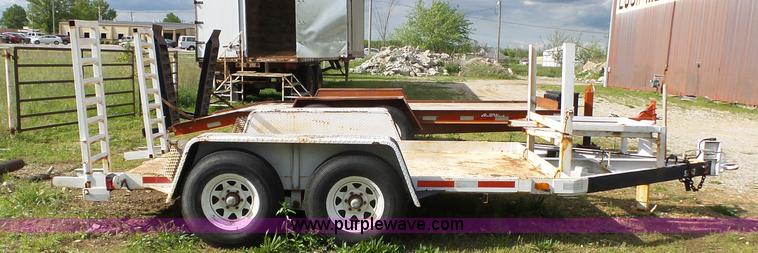 image for item BZ9536 1989 JFW F2748 equipment trailer
