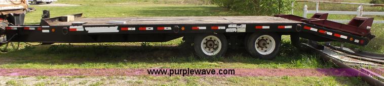 image for item BZ9537 2005 Towmaster T40 equipment trailer