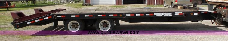 image for item BZ9537 2005 Towmaster T40 equipment trailer