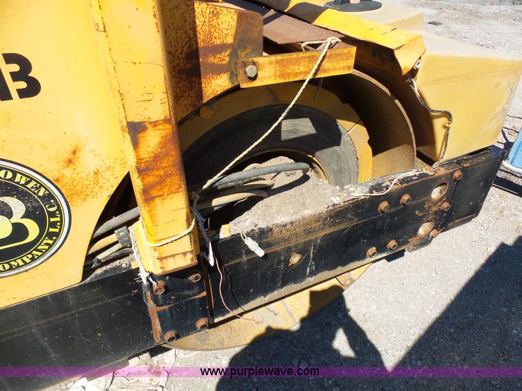 image for item G3752 Hyster C766B vibratory double drum roller